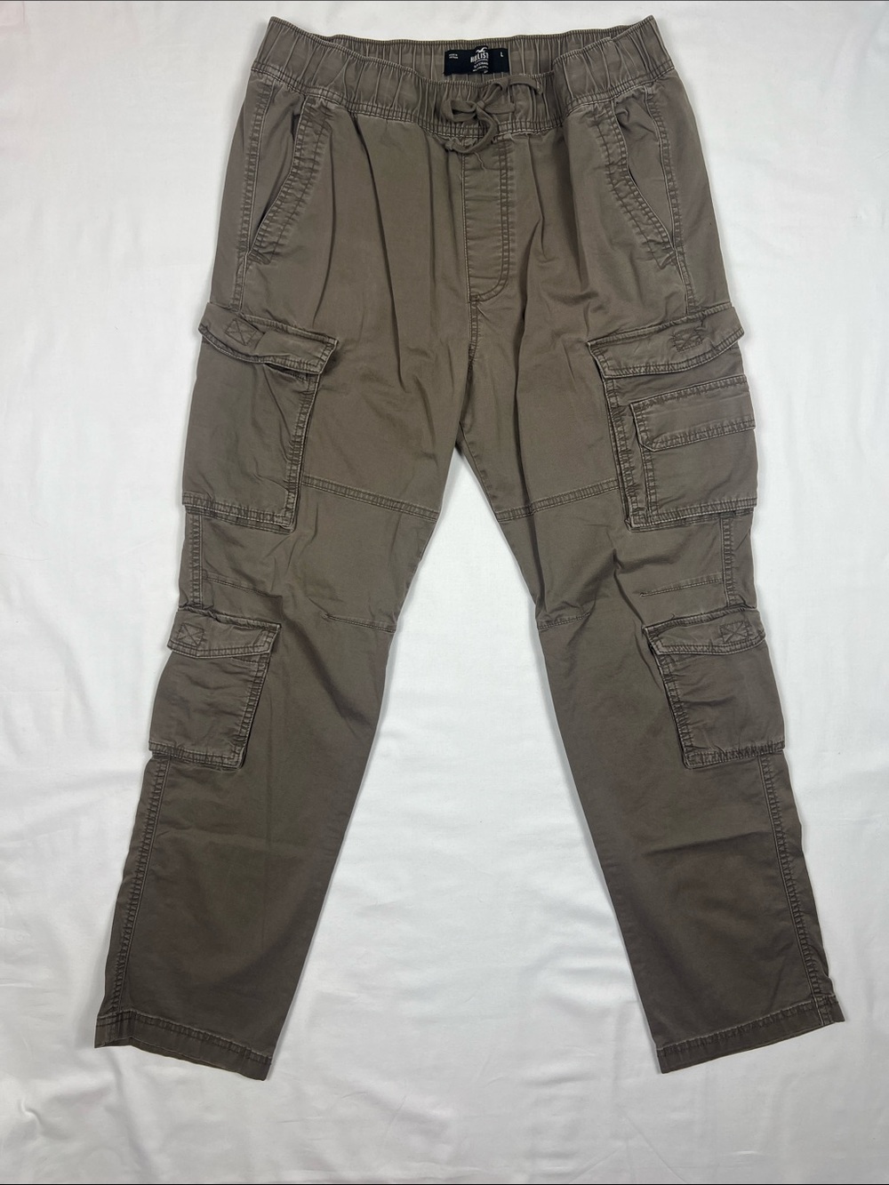 Hollister Men's Cargo Pants in Taupe